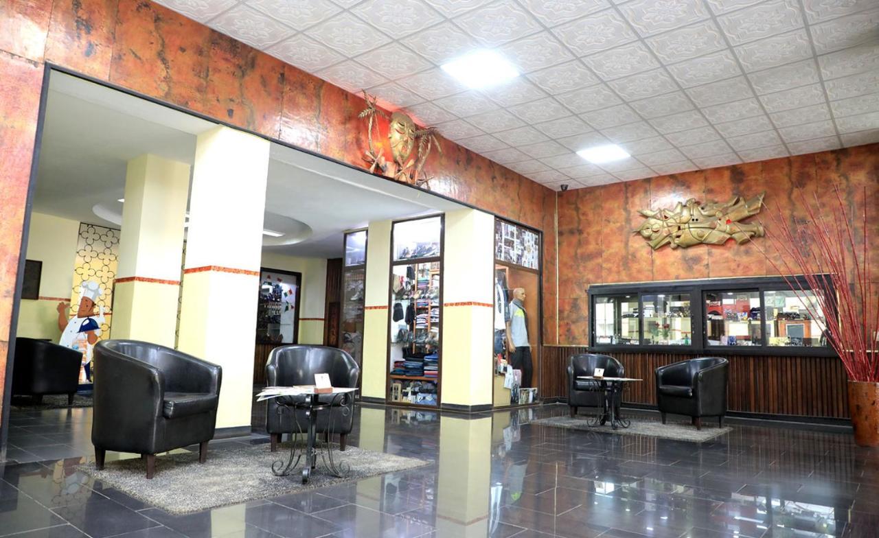 Park Hotel Lubumbashi Exterior foto